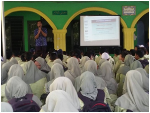 Tim Sosialisasi SMK Tekstil Pandaan Sambang MTsN 1 Pasuruan